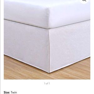 Linenweave vintage washed bedskirt